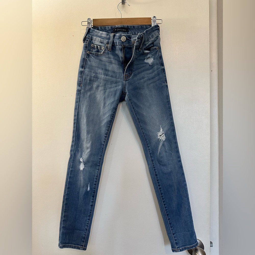 Aeropostale Curvy High Rise Jegging